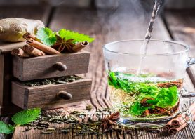۱۰ چای گیاهی مفید برای بدن