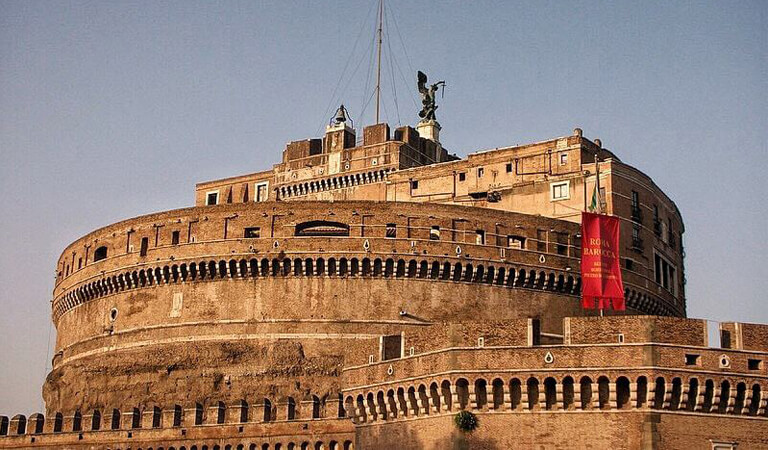 جاهای دیدنی رم - به سمت قلعه سنت پیتر بالا بروید