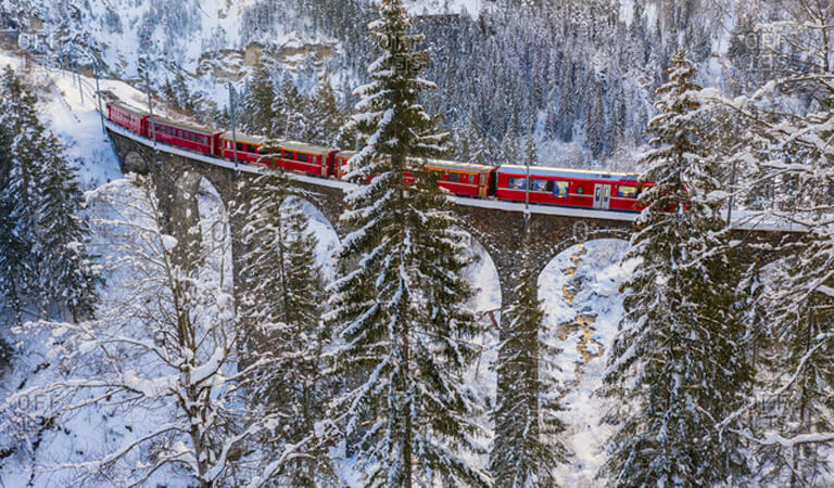 جاهای دیدنی سوئیس - قطار برنینا اکسپرس – تماشای زیبایی برروی چرخ